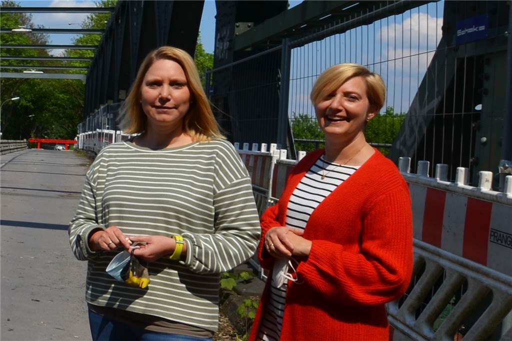 Stadt und DSW21 bescheren Vorort im Westen schlechte Nachrichten Julia Meininghaus und Nina Lamhaouch kämpfen seit der Brückensperrung im September 2020 um eine bessere Anbindung von Schwieringhausen nach Mengede.