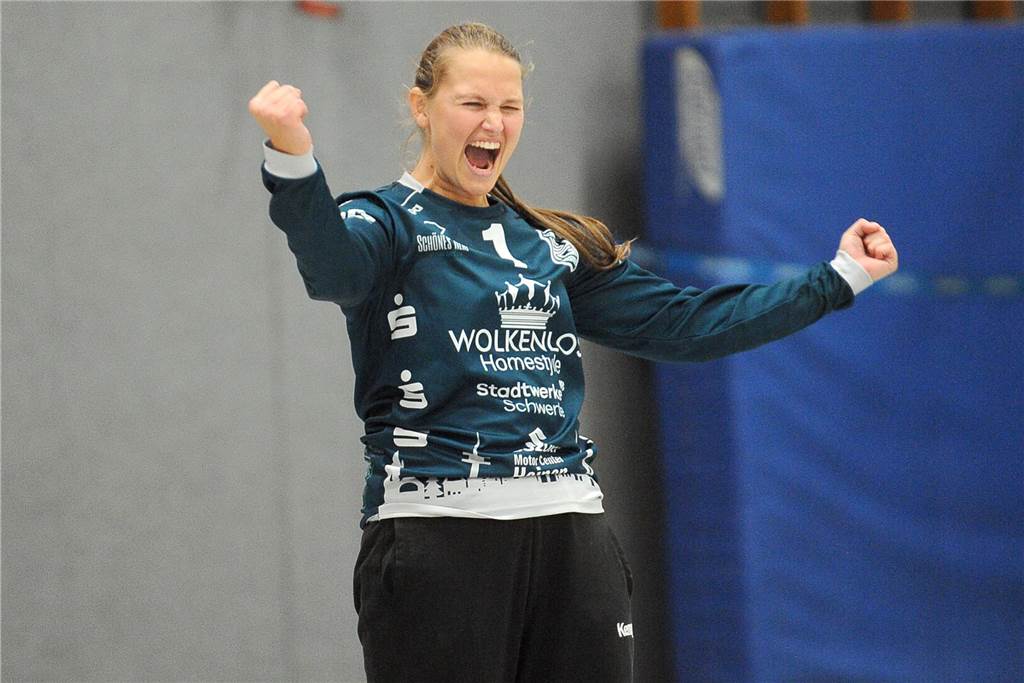 Derby-Gala der HSG Schwerte/Westhofen: HVE Villigst-Ergste wie Kaninchen vor der Schlange Julia Stang war ein starker Rückhalt im Tor der HSG Schwerte/Westhofen.