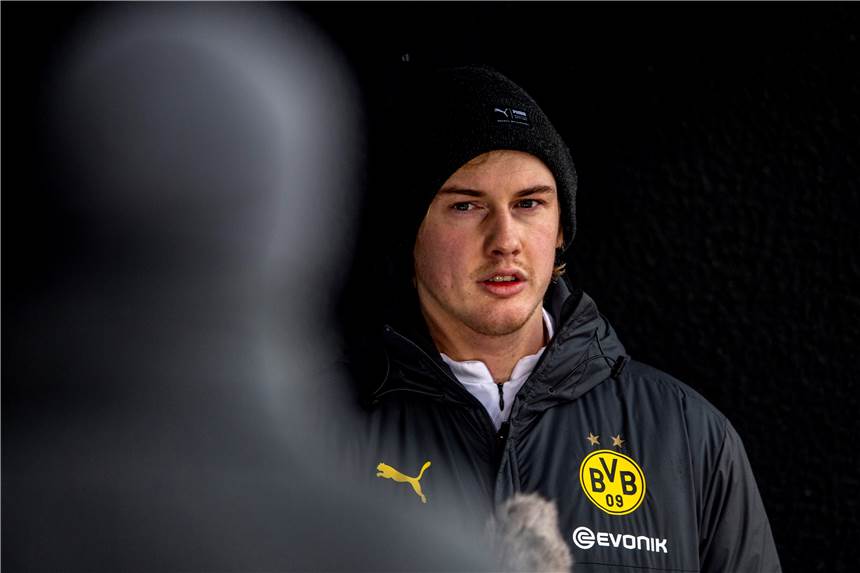 BVB-Offensivkraft Julian Brandt: „Jeder gönnt Gregor mal ein paar Spiele zu Null“ Julian Brandt spricht über seine Ambitionen mit dem BVB.
