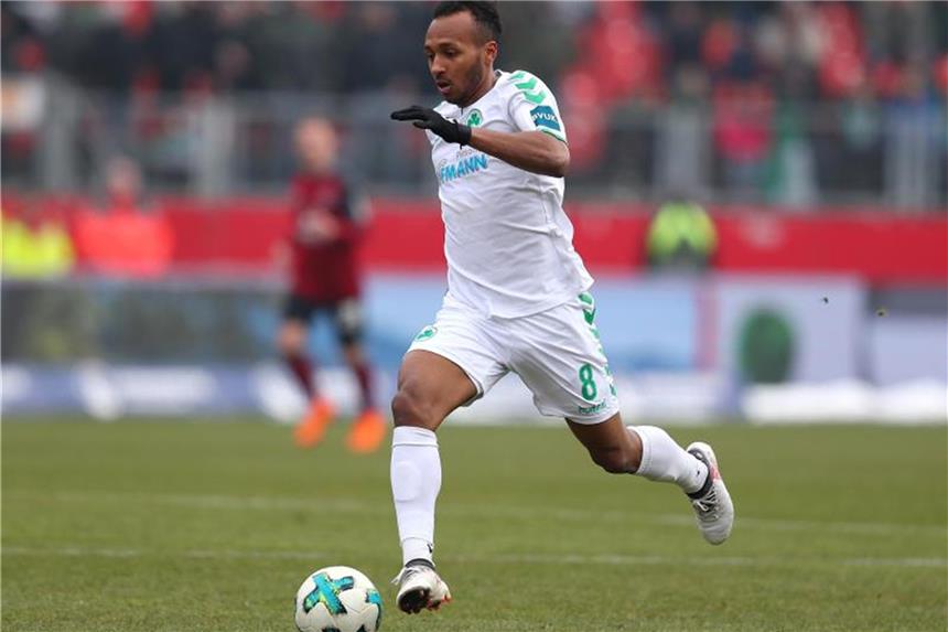 Green wechselt nach Leihe dauerhaft vom VfB nach Fürth Julian Green hat bei der SpVgg Greuther Fürth einen Zweijahresvertrag unterschrieben. Foto: Daniel Karmann