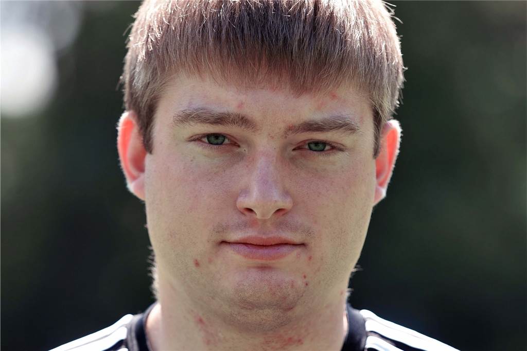 Julian Klein wird auch in der Spielzeit 2022/23 die Kapitänsbinde beim SSV Rhade tragen.