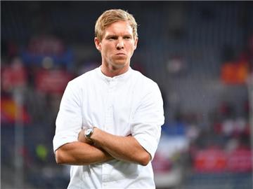 Julian Nagelsmann wehrte Fragen zur Trainer-Diskussion beim FC Bayern München ab. Foto: Uwe Anspach