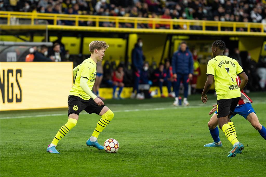 BVB-Nachwuchs-Chef Ricken über Atletico: „So möchte ich niemals ein BVB-Team spielen sehen“ Julian Rijkhoff vergab kurz vor Schluss eine Großchance.
