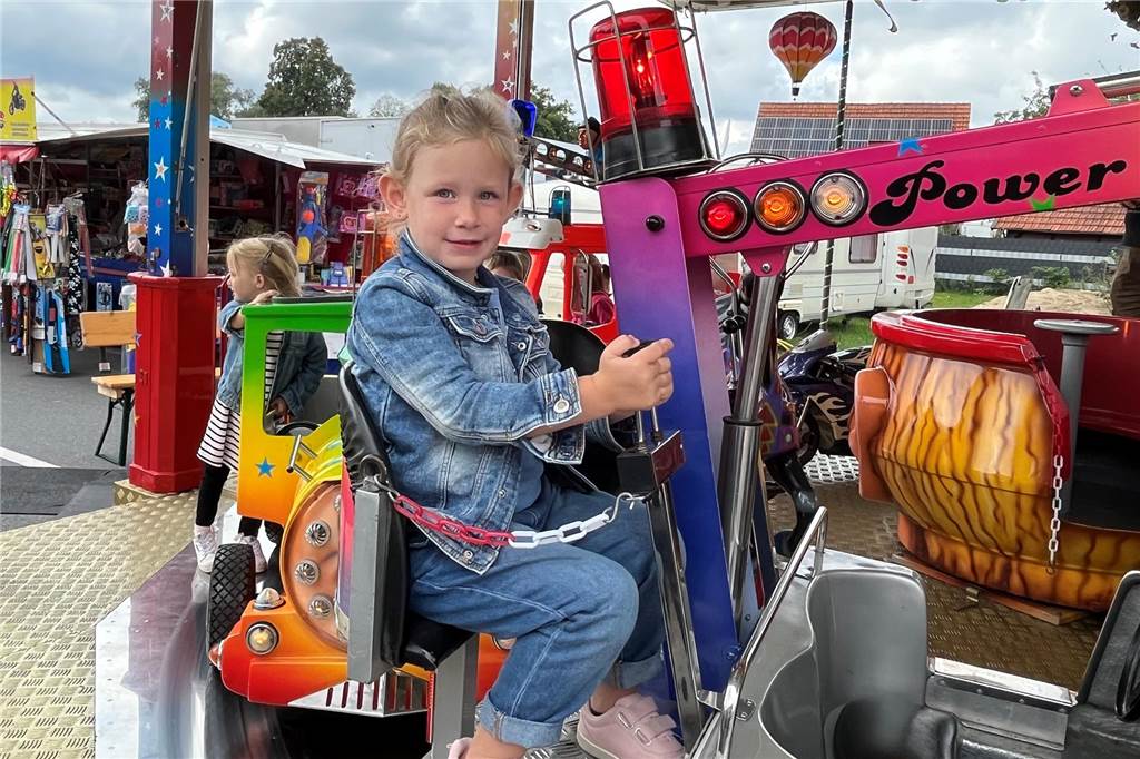 Ein Blick über die Nienborger Kirmes.