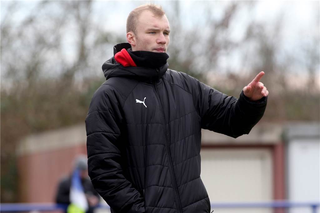 Trotz Interesse des ASC 09: Talentierter Dortmunder Trainer bleibt im Jugendfußball Justin Martin wird auch in der kommenden Saison die U19 des Hombrucher SV betreuen.