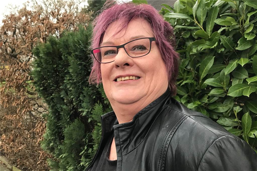 Jutta Schiffer, Biologin aus Ickern, ist jetzt der Kragen geplatzt. Sie hat der Coronavirus-Hysterie jetzt einen ausführlichen Beitrag bei Facebook entgegen gesetzt.