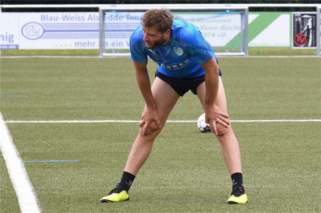 BW Alsteddes Kapitän Kadir Koc vor Bezirksliga-Derby : „Es geht immer um Ehre, Stolz, Punkte“ Kadir Koc beim Trainingsauftakt im Juli.