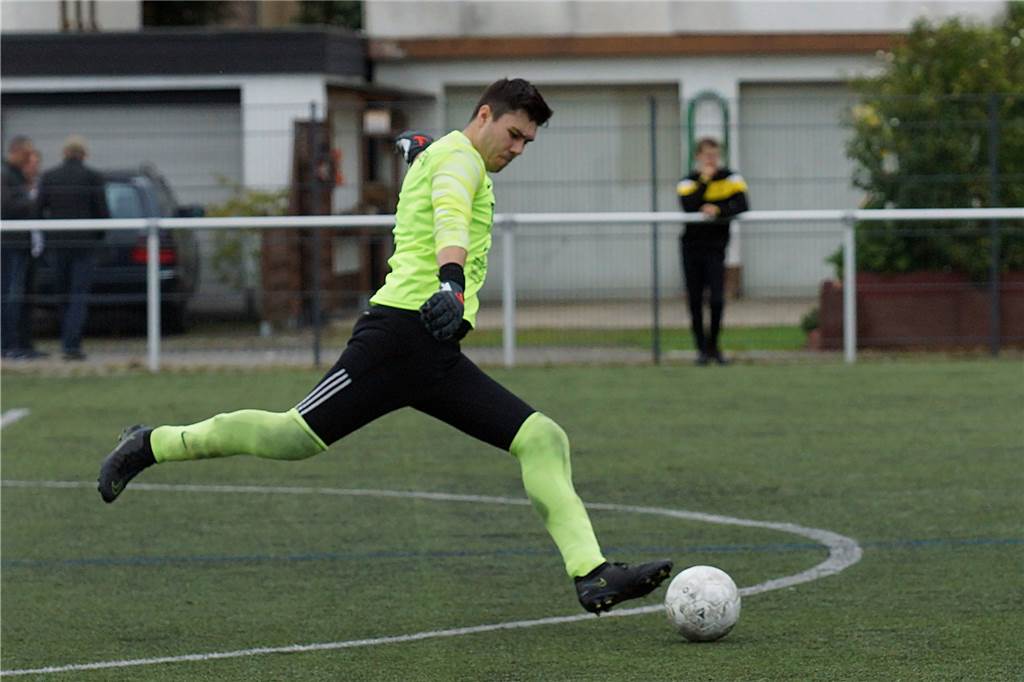 Wie einst Jens Lehmann: SuS-Keeper Kai Münstermann trifft aus dem Spiel heraus: „Unbeschreiblich“ Kai Münstermann hadert trotz seines Tores mit dem Endergebnis.