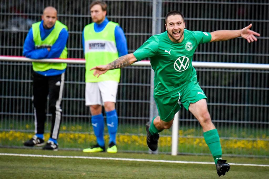 Nach 29 Jahren auf dem Platz: Wethmar-Routinier hängt Schuhe endgültig an den Nagel Kai Schinck war knapp 29 Jahre auf dem Fußballplatz aktiv.