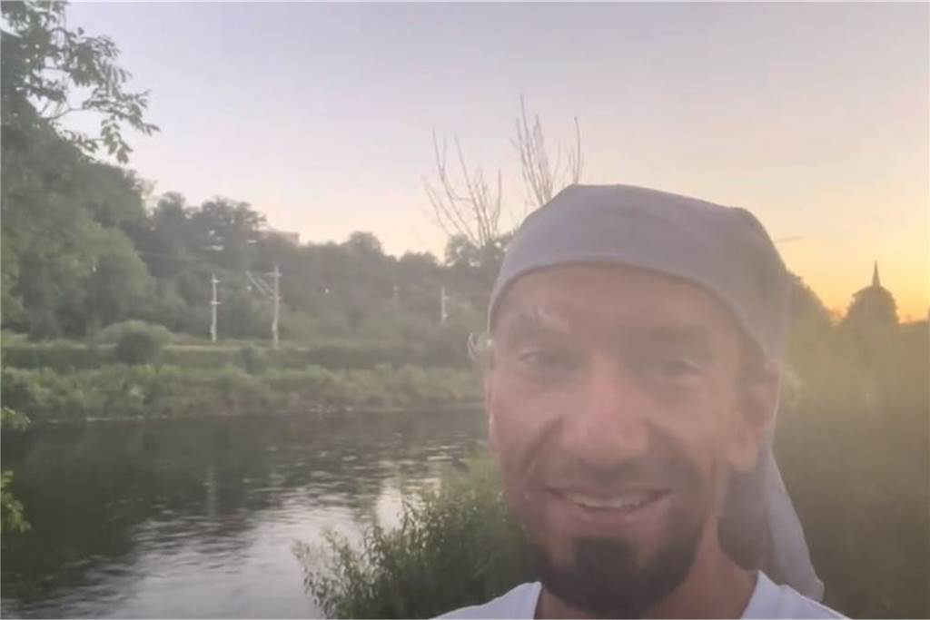 Kai Täuber befindet sich bereits an der Donau, nachdem er vor über zwei Wochen auf der Insel Sylt zu seinem Deutschlandlauf gestartet ist.