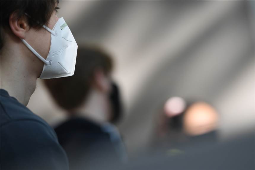 Befreiung von der Maskenpflicht: „Dafür gibt‘s keine medizinischen Gründe“ Kann man sich von der Maskenpflicht ärztlich befreien lassen? Geht es nach Dr. Funke, dann nicht.
