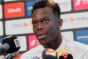 Kann sich einen Clubwechsel vorstellen: Dennis Schröder. Foto: Julian Stratenschulte