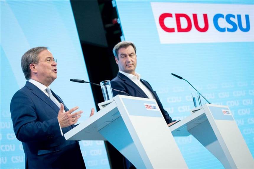 Wahlprogramm: Union fordert «Erneuerung und Stabilität» Kanzlerkandidat Armin Laschet (l) und CSU-Chef Markus Söder stellen das Programm von CDU und CSU vor.