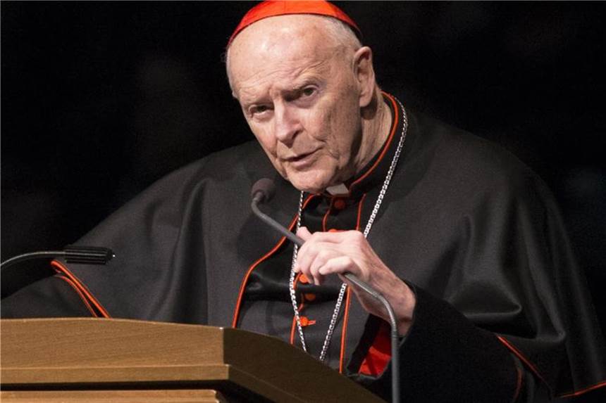 Missbrauchsvorwurf: Papst nimmt Rücktritt von US-Kardinal an Kardinal Theodore Edgar McCarrick wird Missbrauch Minderjähriger vorgeworfen. Foto: Robert Franklin/Pool South Bend Tribune