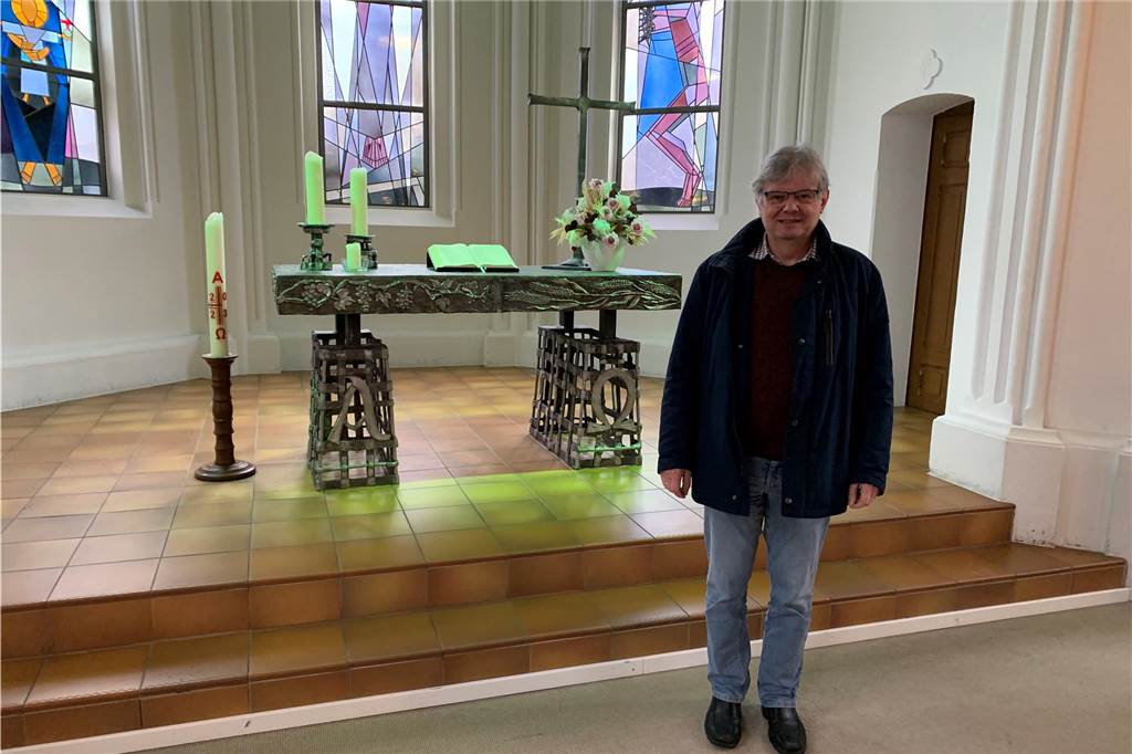 Pfarrer Lutterbeck geht in Ruhestand: Mehr Zeit für die Enkel Karl-Erich Lutterbeck in der Johanneskirche