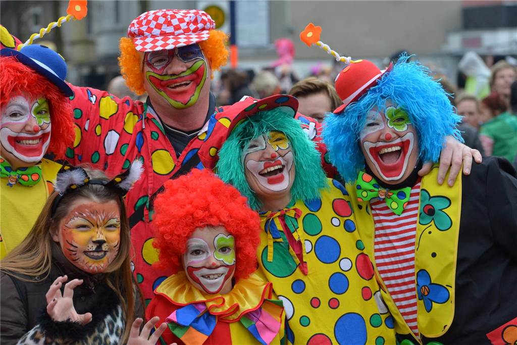 Karnevals-Partys in Lünen: Noch gibt es Tickets Clowns an Karneval in Lünen