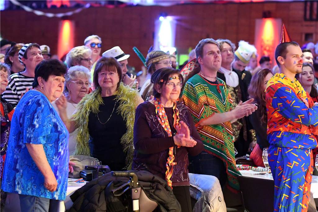 Tolle Stimmung bei der Sitzung von CCCS Rot-Weiß.