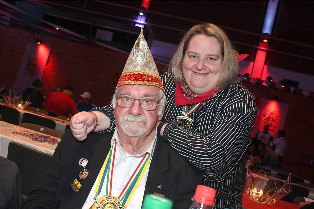 Tolle Stimmung bei der Sitzung von CCCS Rot-Weiß.
