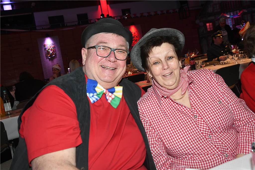 Tolle Stimmung bei der Sitzung von CCCS Rot-Weiß.