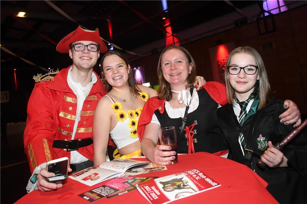 Tolle Stimmung bei der Sitzung von CCCS Rot-Weiß.