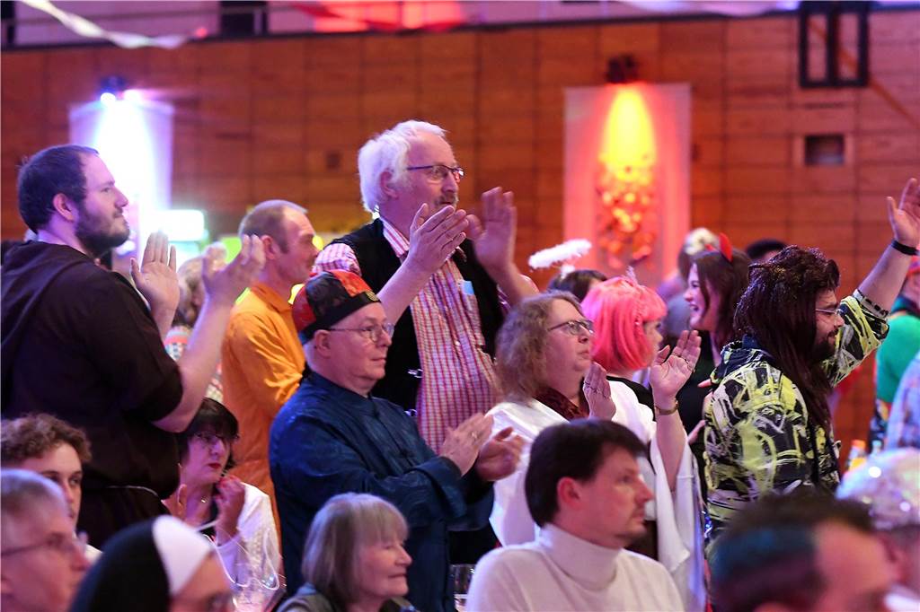 Tolle Stimmung bei der Sitzung von CCCS Rot-Weiß.