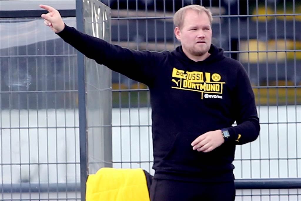 Geppert-Nachfolger gefunden: BVB-Nachwuchs-Chef Ricken präsentiert neuen U17-Trainer Karsten Gorges wird neuer U17-Trainer.