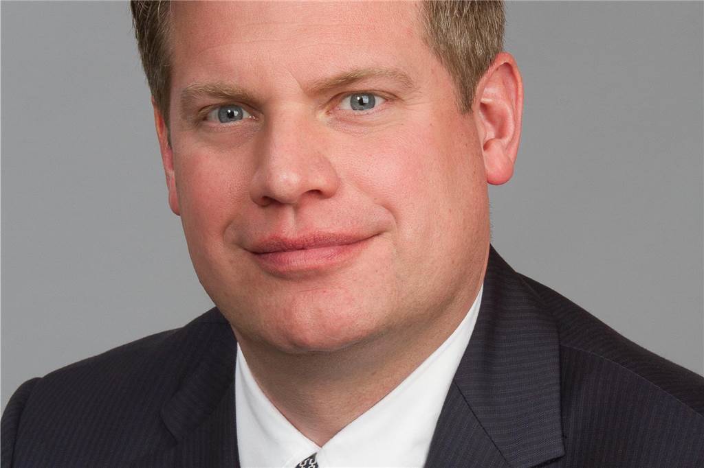 Debatte über AfD-Verbot in Lünen: Von „jetzt sofort“ bis „sehr kritisch“ Karsten Niehues ist Fraktionsvorsitzender der FDP in Lünen.