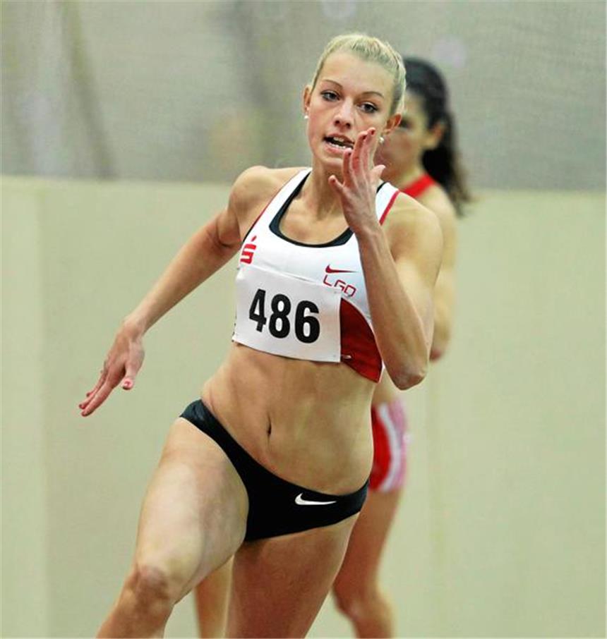 Katharina Grompe ist bereit fürs Comeback Katharina Grompe ist bereit fürs Comeback. Bei den Hallen-Meisterschaften in Dortmund geht sie an den Start.