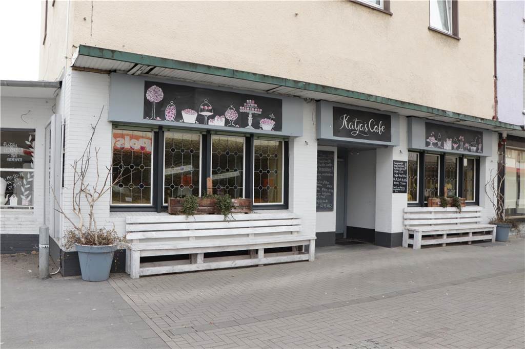 Anja Mollenhauer eröffnet Café in Habinghorst: „Ich möchte eine Lanze für die Lange Straße brechen“ "Katja's Café" liegt an der Langen Straße in Castrop-Rauxel-Habinghorst.