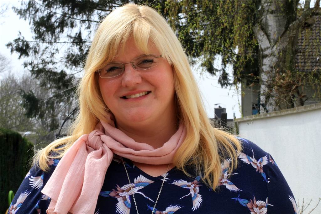 Daniel Molloisch bleibt Fraktionsvorsitzender der Castrop-Rauxeler SPD Katrin Lasser-Moryson bleibt stellvertretende Bürgermeisterin von Castrop-Rauxel.