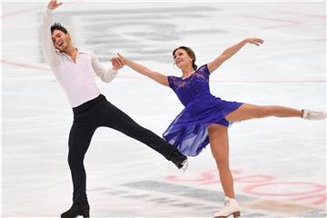 Kavita Lorenz und Panagiotis Polizoakis mussten ihren Start bei den Eiskunstlauf-Europameisterschaften absagen. Foto: Fabian Sommer