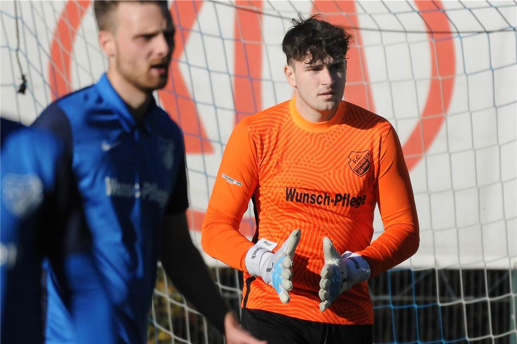 Keeper Laurenz Hauck war eigentlich als Feldspieler vorgesehen.
