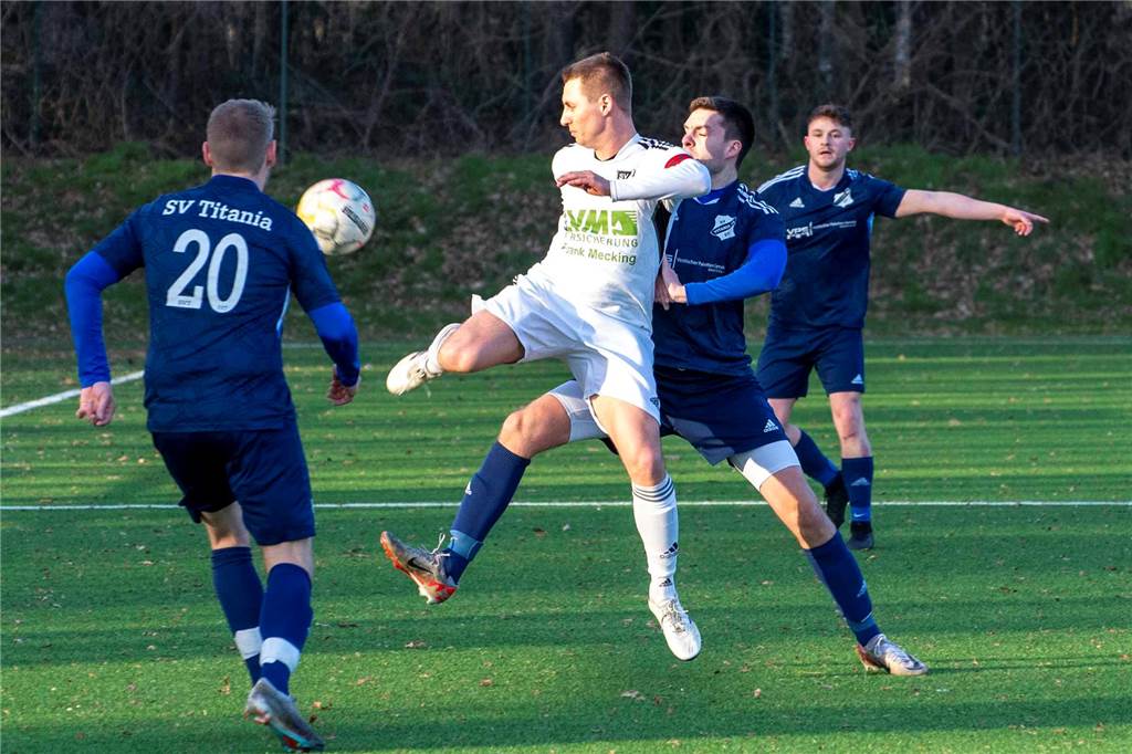 Ein Bild vom Spiel des SV Lippramsdorf gegen die SG Titania/Rot-Weiß Erkenschwick, das der LSV Mit 7:0 gewann.