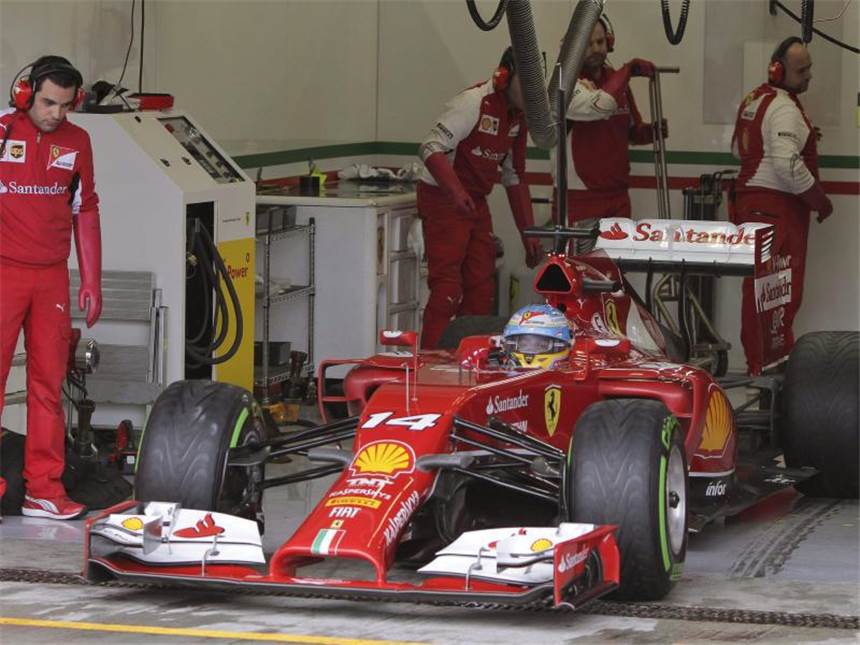 Silberpfeil zuverlässig - Red Bull bricht wieder ab Keine gravierenden Probleme aber noch viel Arbeit für Ferrari. Foto: Roman Rios