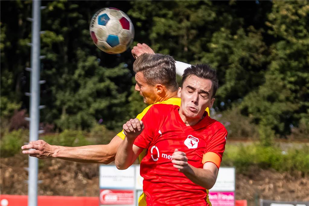 Kein Sieger in Dortmunder Derbys, Löwen gewinnen: Alle Bezirksliga-Spiele in der Übersicht Keinen Sieger gab es im Derby zwischen Westfalia Huckarde und Mengede 08/20.
