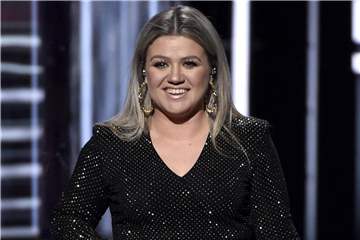 Kelly Clarkson feiert die Liebe. Foto: Chris Pizzello/Invision/AP