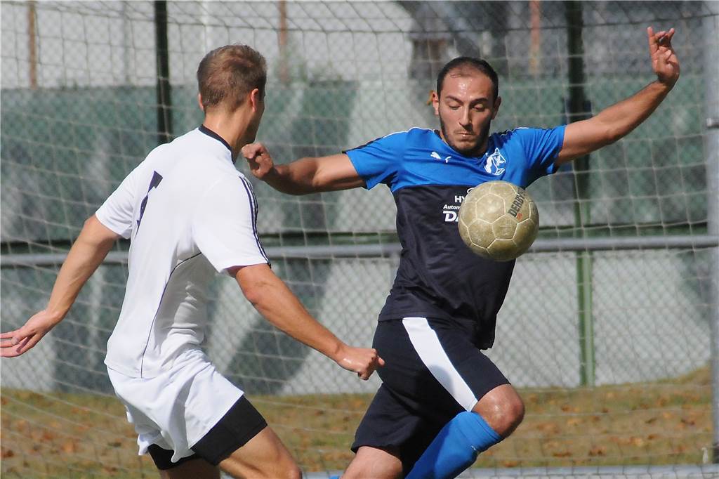 Der FC Frohlinde verpflichtet einen Junioren-Nationalspieler für die Saison 2020/21 Kerem Kalan spielte 2016 für den SV Wacker Obercastrop in der Bezirksliga und wechselte danach unter anderem zum TuS Rahm. Jetzt kommt er zum FC Frohlinde.