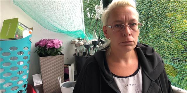 Kerstin Koch (43) lebt seit drei Monaten mit einem Wasserschaden