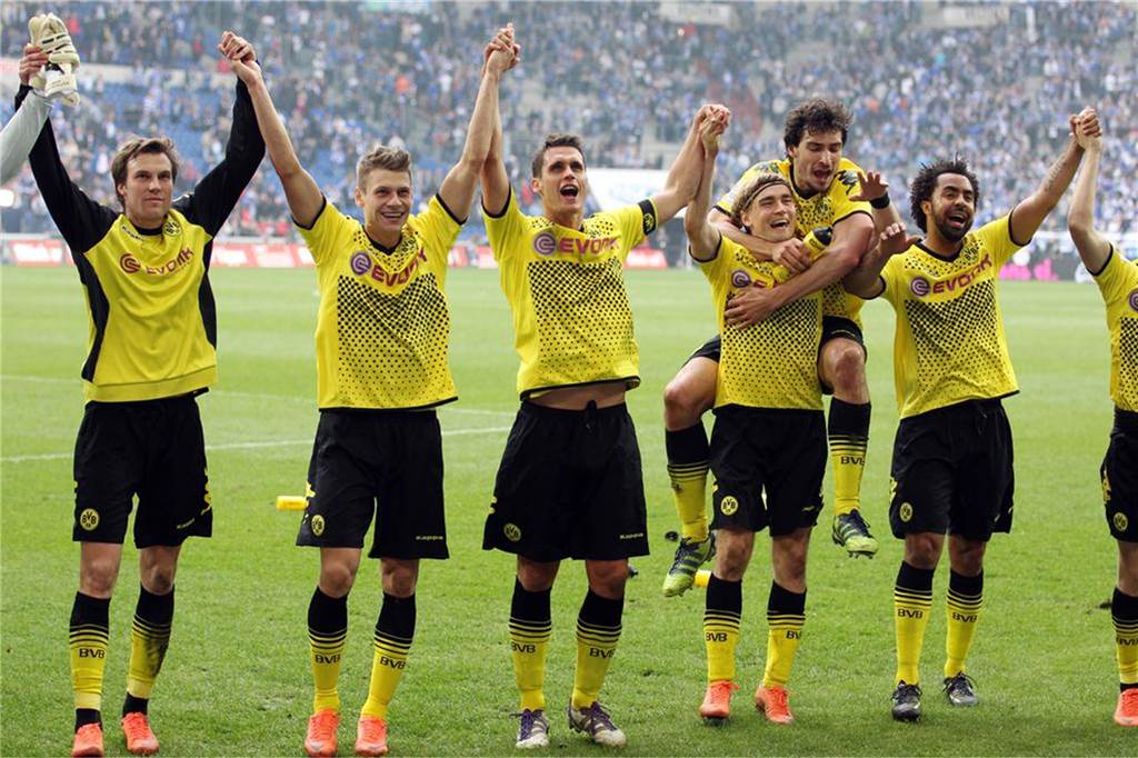 Kevin Großkreutz: Es wäre ein Highlight für den Dortmunder Amateurfußball, wenn Owo kommt Kevin Großkreutz (l.) und Patrick Owomoyela (r.) zusammen im BVB-Trikot.