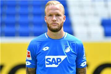 Kevin Vogt führt die TSG 1899 Hoffenheim als Kapitän in die neue Saison. Foto: Uwe Anspach