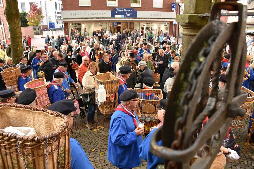 Das Treffen der Kiepenkerle vom Marktpütt aus 