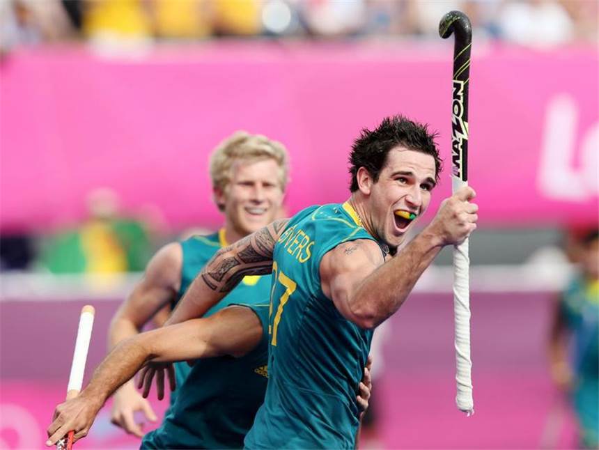 Australische Herren erkämpfen Bronzemedaille Kieran Govers freut sich über seinen Treffer gegen die Briten. Foto: Rolf Vennenbernd
