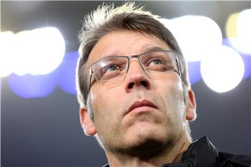 Kind des Ruhrgebiets: Peter Knäbel kommt aus Witten, hat für Borussia Dortmund und den VfL Bochum gespielt.