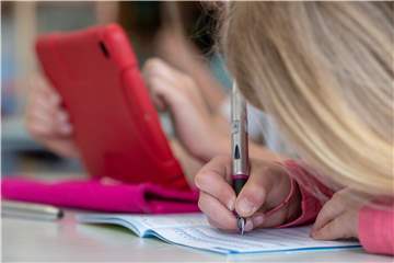 Kinder, die eine Lese-Rechtschreib-Schwäche, führen ein Leben unter Stress.