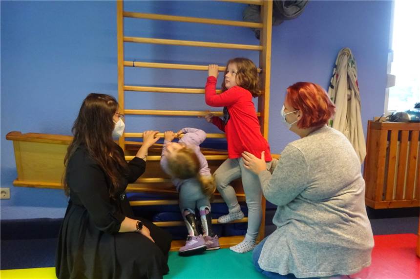 Kinder mit Behinderungen werden in der "Villa Kunterbunt" erfolgreich integriert. Eine Mutter sagt: "Unsere Tochter kann hier sein wie jedes andere Kind auch."