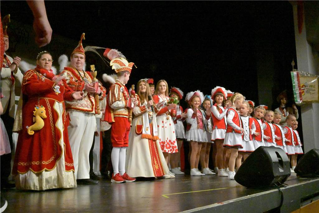 Kinderkarneval im Kolpingsaal in Werne: Hunderte Kinder feierten dort ein buntes Fest.