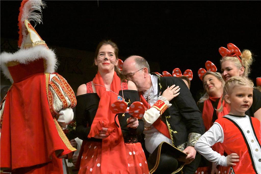 Kinderkarneval im Kolpingsaal in Werne: Hunderte Kinder feierten dort ein buntes Fest.