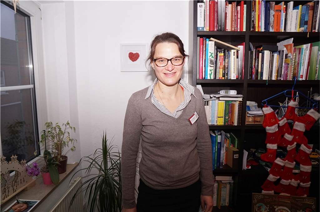 Zwillinge aus Gescher hatten sehr unterschiedlichem Start ins Leben Kinderkrankenschwester Daniela Pöpping hat Familie Kemper in einer belastenden Phase unterstützt.