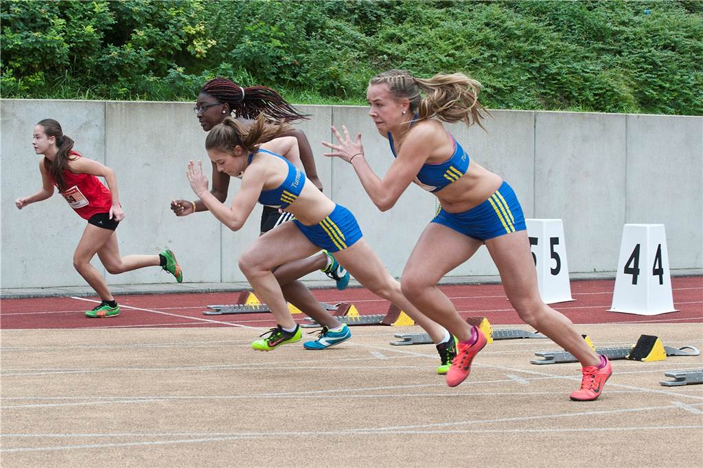 Castrop-Rauxlerin fährt zu den Olympischen Winterspielen nach Peking Kira Lipperheide (vorn) war 2015 für den TB Rauxel am Start. Bereits mit sechs Jahren schloss sie sich dem Verein an.