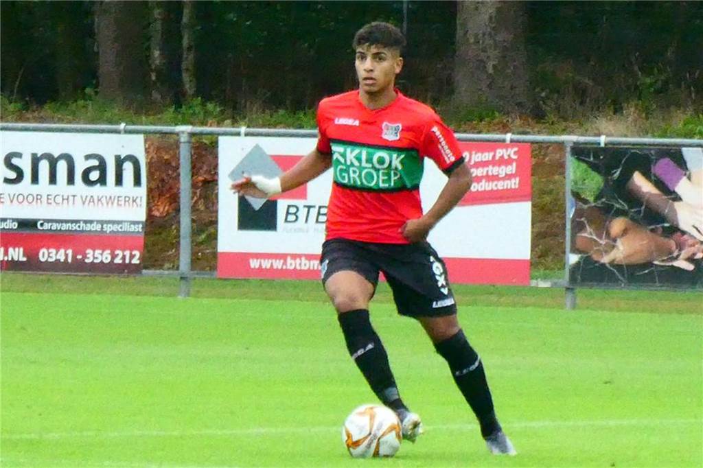 Gilani ging mit 16 ins Ausland: „Das war das Beste, was mir passieren konnte“ Kiyan Gilani spielte mehrere Jahre in den Niederlanden für NEC Nijmegen, ehe es ihn zurück nach Deutschland und schließlich zum TuS Haltern am See zog.